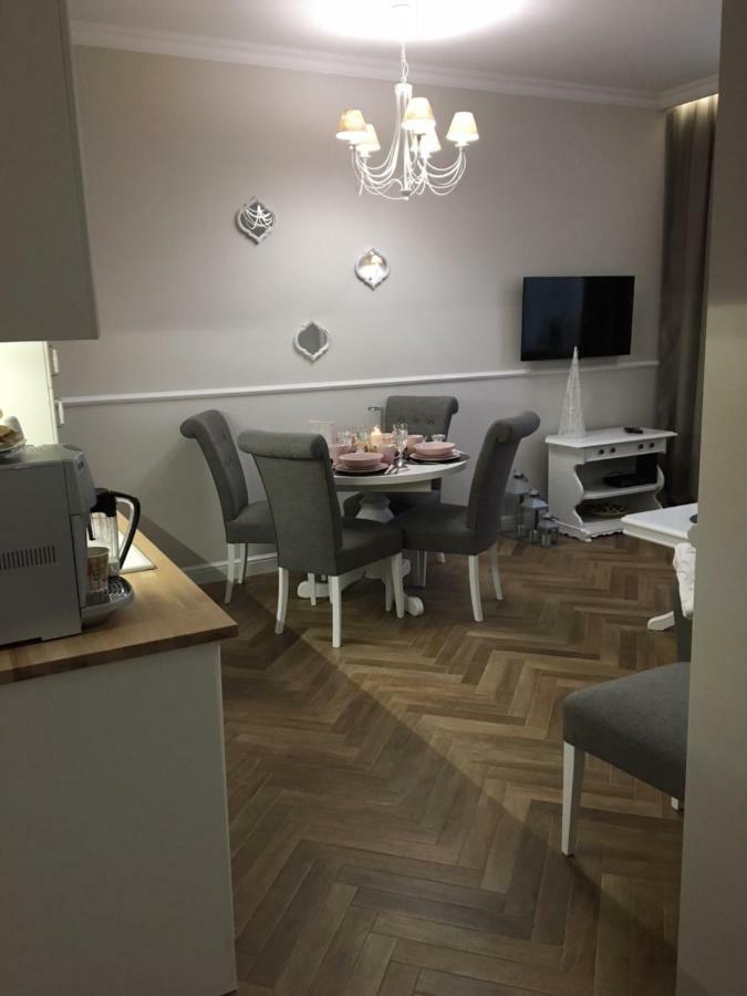 Family & Business Sauna Apartments Sienkiewicza No1 Centrum Plac Lliteratow- Piekny Apartament - 1 Bedroom With Private Sauna, Bath With Hydromassage, Parking Kielce Exterior photo