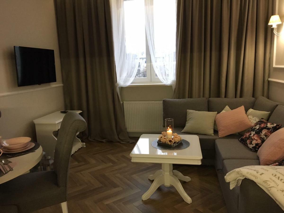 Family & Business Sauna Apartments Sienkiewicza No1 Centrum Plac Lliteratow- Piekny Apartament - 1 Bedroom With Private Sauna, Bath With Hydromassage, Parking Kielce Exterior photo