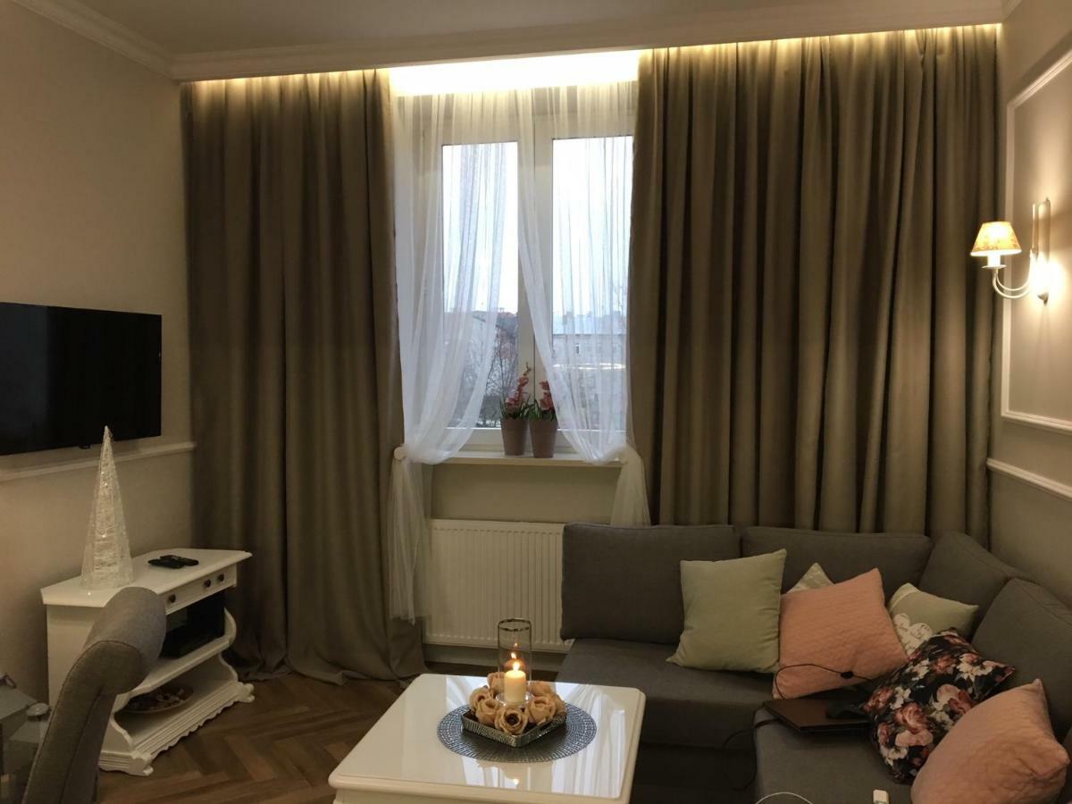 Family & Business Sauna Apartments Sienkiewicza No1 Centrum Plac Lliteratow- Piekny Apartament - 1 Bedroom With Private Sauna, Bath With Hydromassage, Parking Kielce Exterior photo